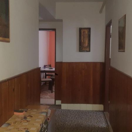 Zolo Dom Villa ลิฟตอฟสกีมิคูลาช ภายนอก รูปภาพ